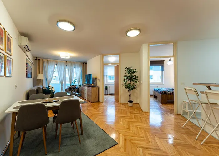Flex Selfcheckins 121 - Zagreb - Garage - Loggia - 2 Bedrooms