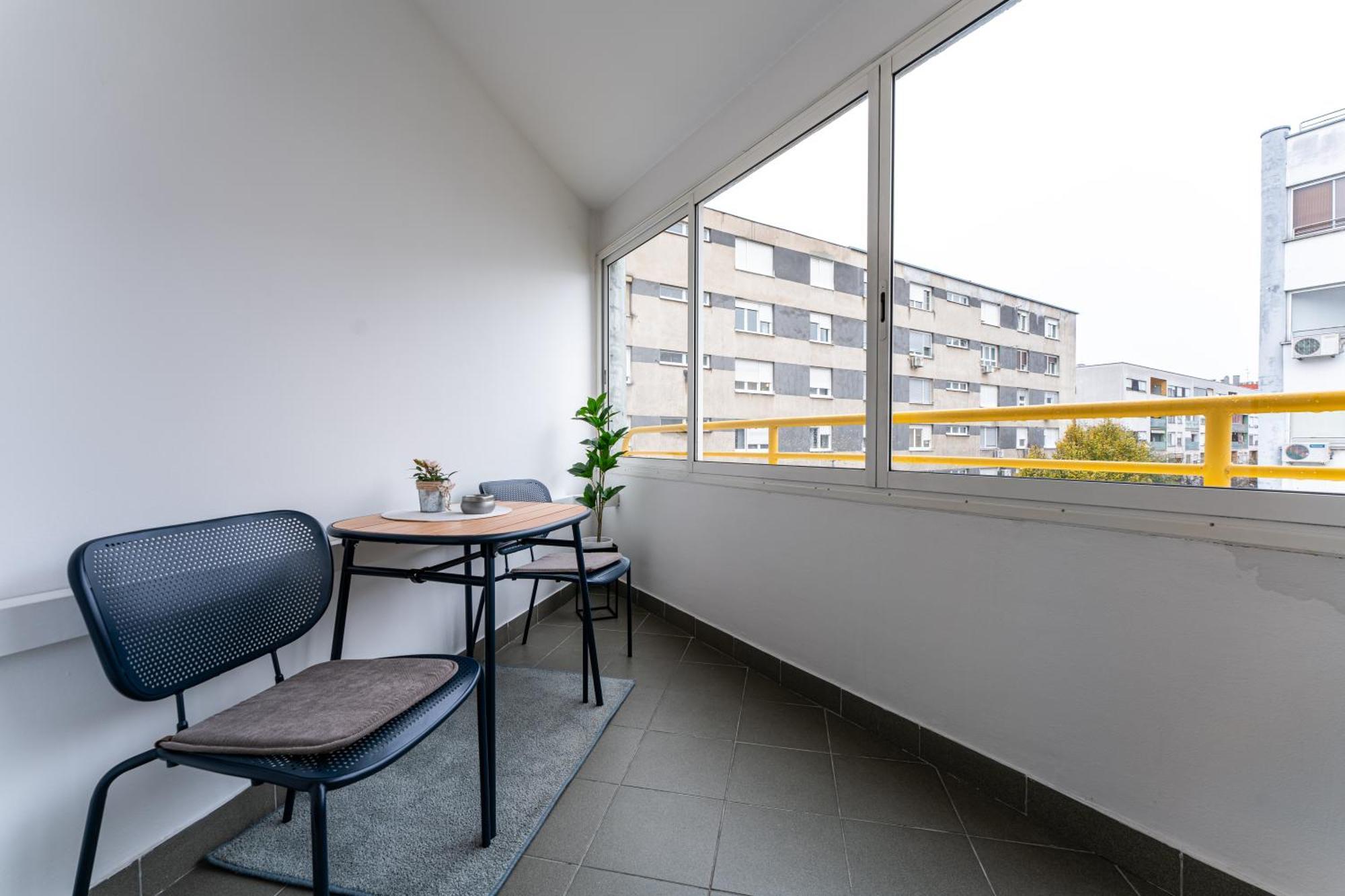 Flex Selfcheckins 121 - - Garage - Loggia - 2 Bedrooms * Zagabria